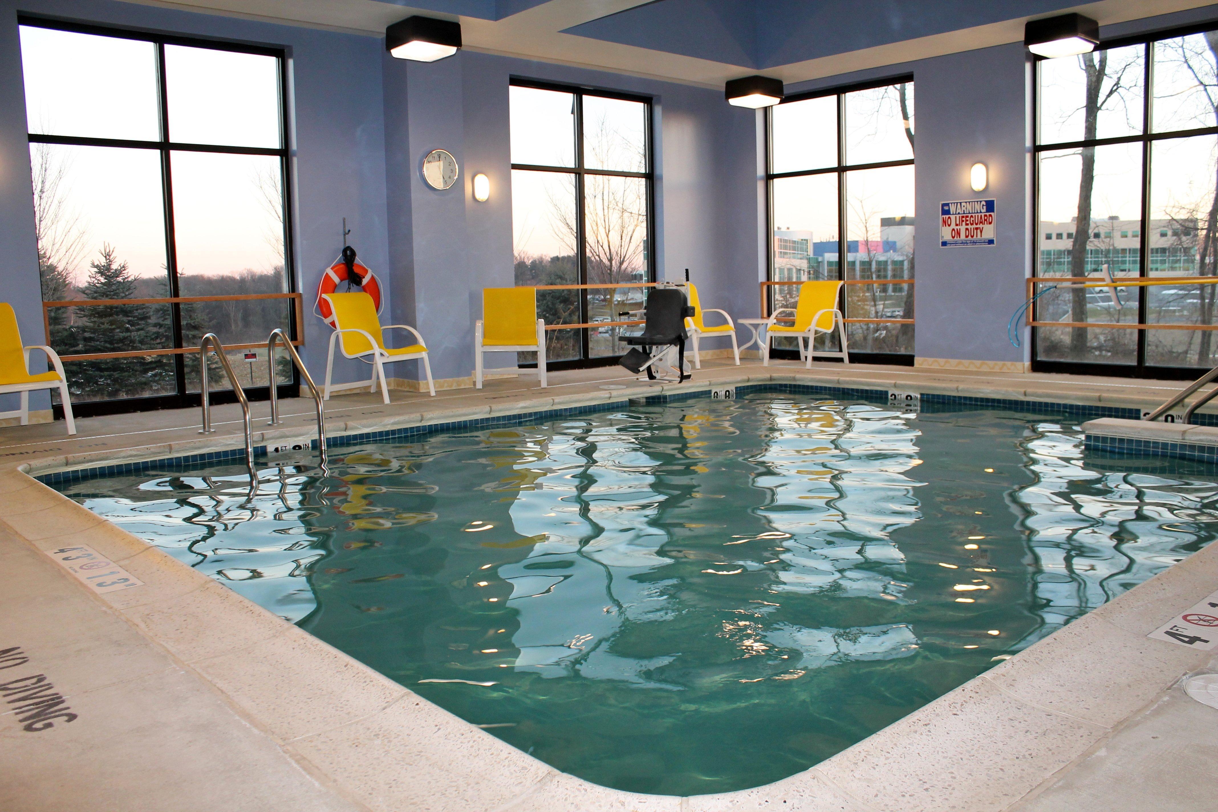 מכניקסבורג Holiday Inn Express & Suites Harrisburg West מראה חיצוני תמונה