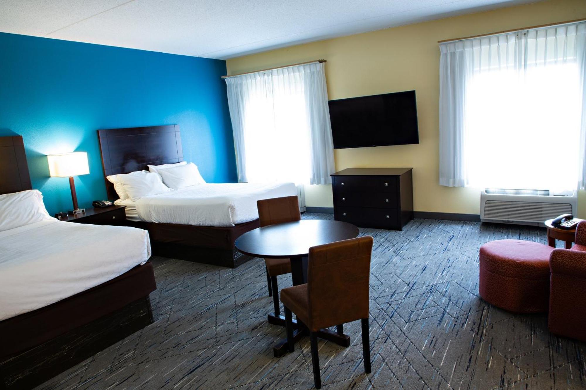 מכניקסבורג Holiday Inn Express & Suites Harrisburg West מראה חיצוני תמונה